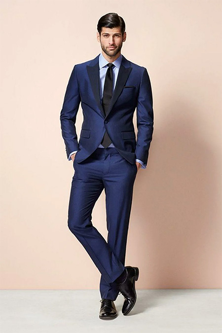 انتخاب کت و شلوار مردانه برای انواع رنگ پوست, کت و شلوار مردانه آبی کاربونی
