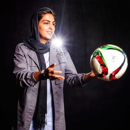 عکس های زهرا قنبری, اولین زن لژیونر فوتبال ایران, زندگی نامه زهرا قنبری